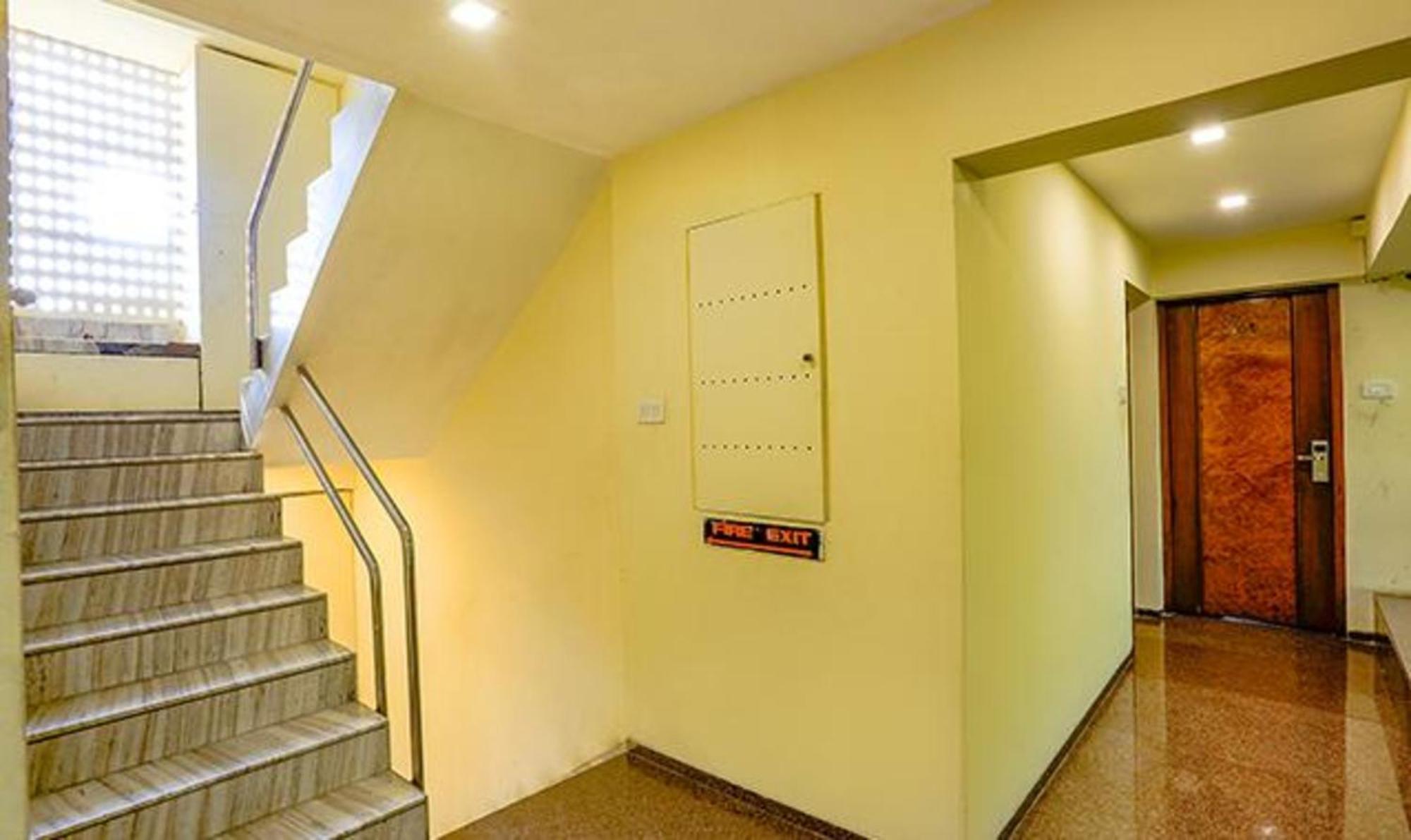 Fabexpress Jayshree - Nr Mumbai International Airport Exterior foto