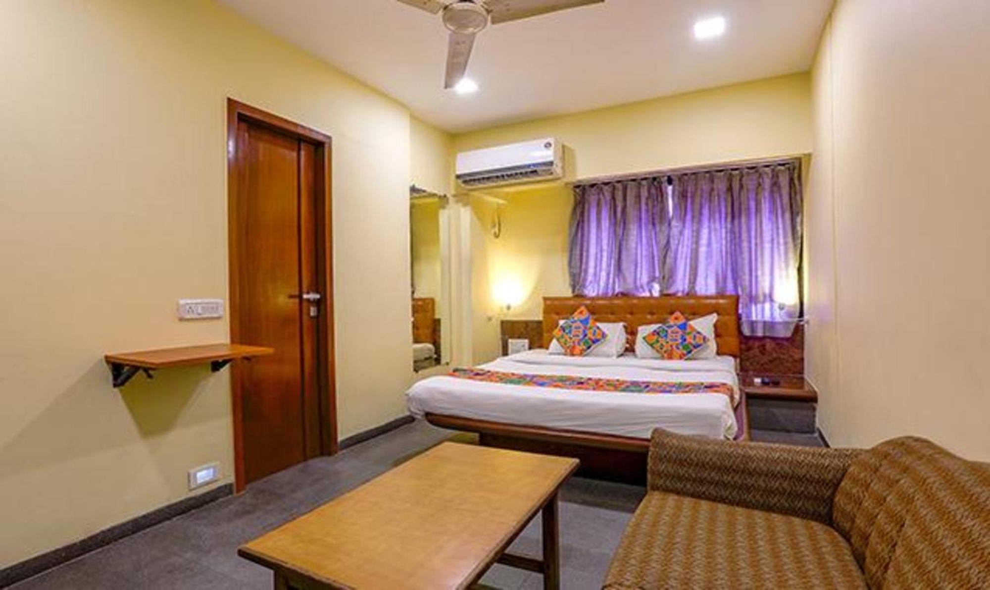 Fabexpress Jayshree - Nr Mumbai International Airport Exterior foto